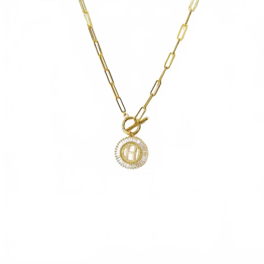 NEW THE SIS KISS women's paperclip radiant initial necklace in gold